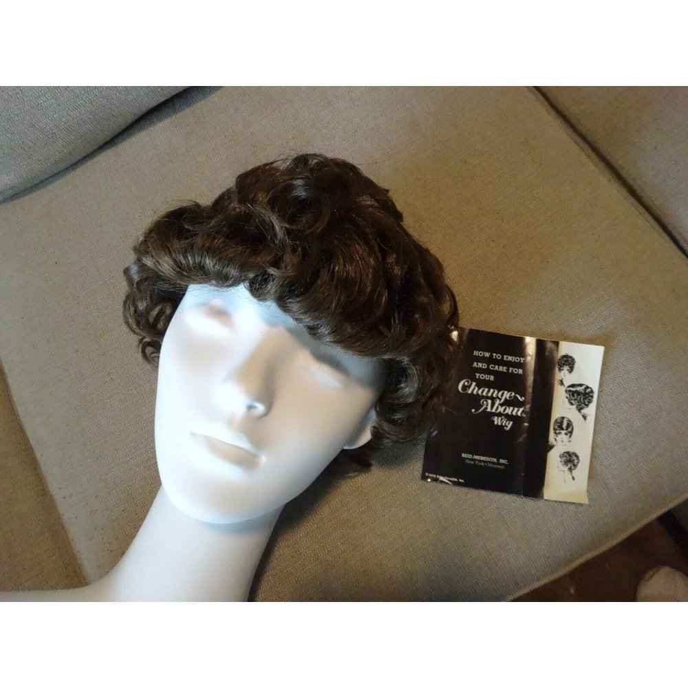 Vintage 70s TWIGGY Change - About WIG by Reid‎ Meredith Many Styles Instructions
